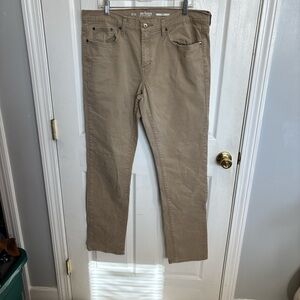 Urban Pipeline Light Brown Jeans